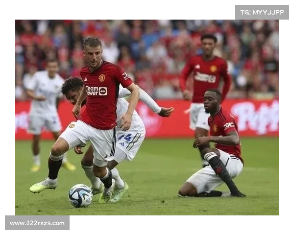 揭秘足球运动员高薪背后的真相与行业内幕分析